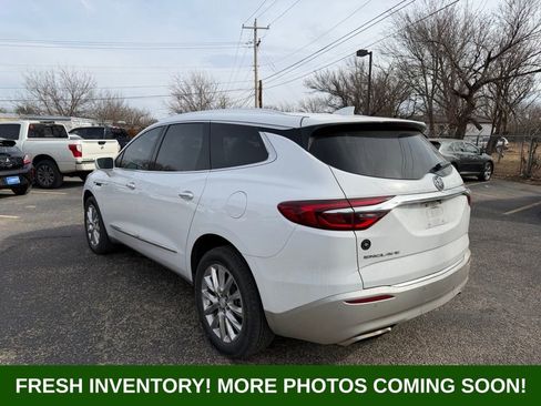Used 2020 Buick Enclave Essence w/ Sound and Sites Package image 4