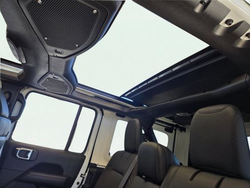 New 2026 Jeep Wrangler Unlimited Rubicon 392 image 26