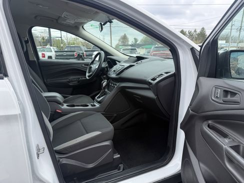 Used 2014 Ford Escape S image 10