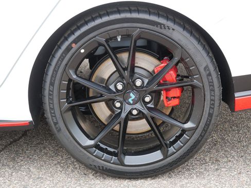 New 2026 Hyundai Elantra N FWD image 4