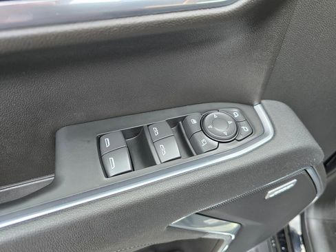 Used 2025 Chevrolet Silverado 1500 LTZ w/ LTZ Premium Package image 33