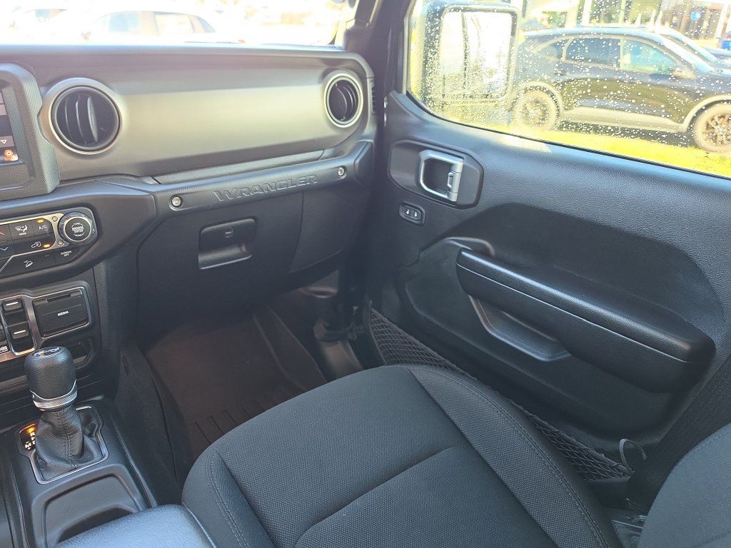 Used 2020 Jeep Wrangler Unlimited Sport S AWD/4WD image 9