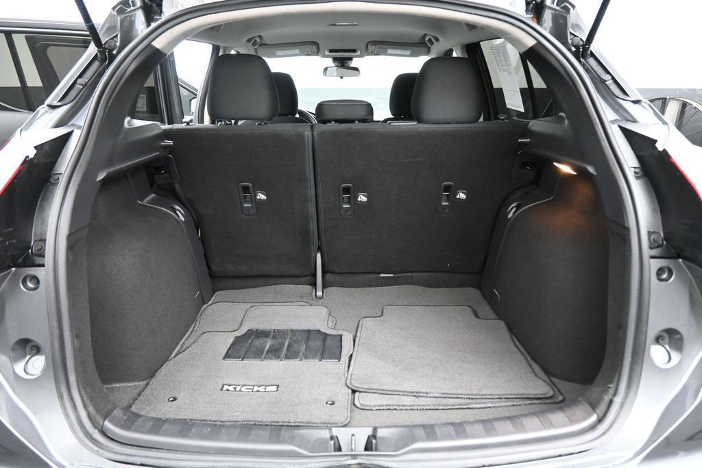 Used 2023 Nissan Kicks SV FWD image 15