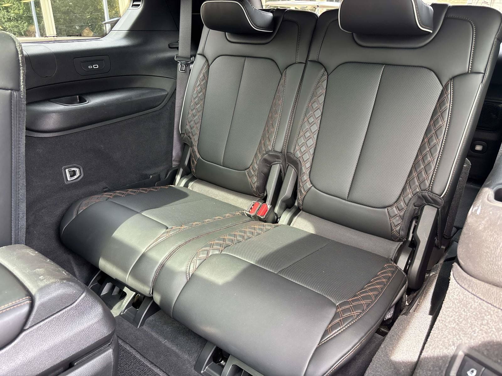 Used 2023 Jeep Grand Cherokee L Summit AWD/4WD image 9