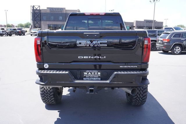 Used 2025 GMC Sierra 2500 Denali Ultimate AWD/4WD image 11