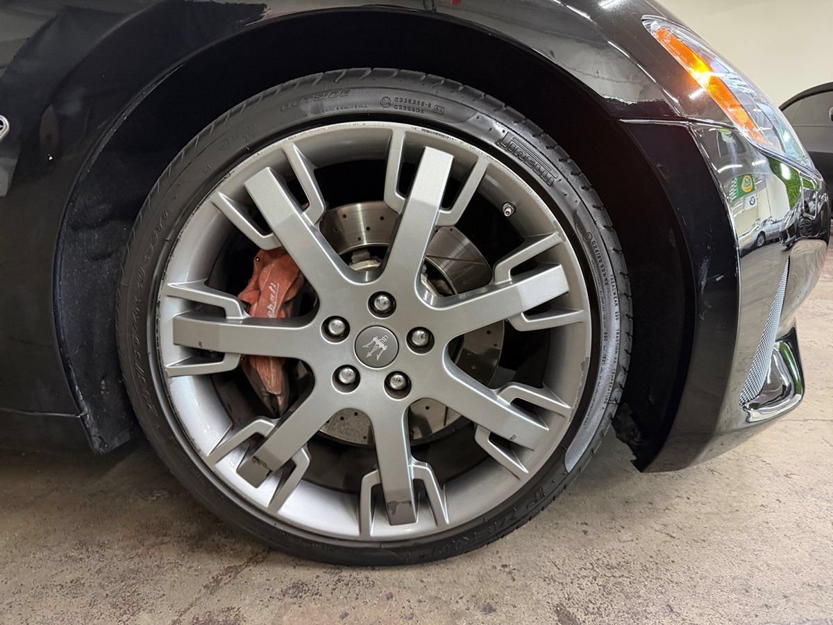 Used 2018 Maserati GranTurismo MC RWD image 24