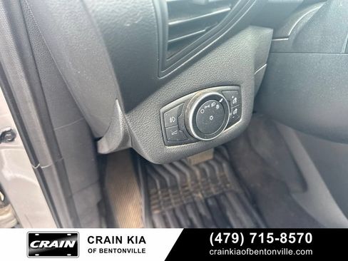 Used 2018 Ford Escape SE AWD/4WD image 20