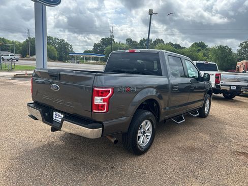 Used 2020 Ford F150 XLT AWD/4WD image 4
