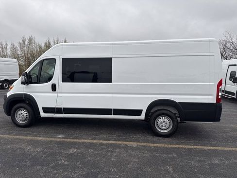 Used 2025 RAM ProMaster 3500 w/ Crew Van Package image 3
