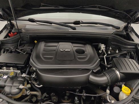 Used 2018 Jeep Grand Cherokee Laredo RWD image 30
