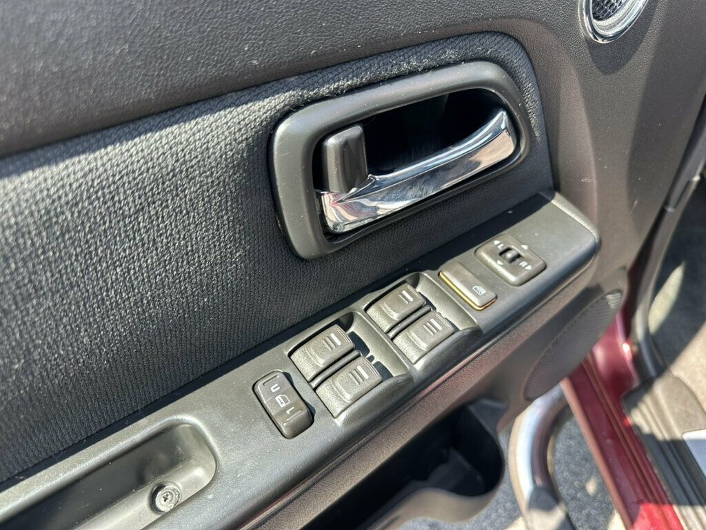 Used 2009 GMC Canyon SLT w/ SLT Preferred Equipment Group AWD/4WD image 12