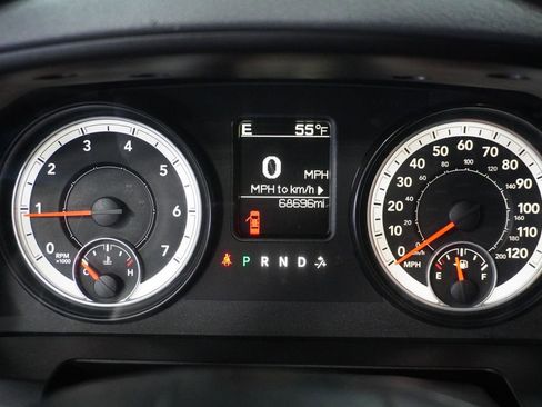 Used 2017 RAM 1500 Express w/ Express Value Package image 19