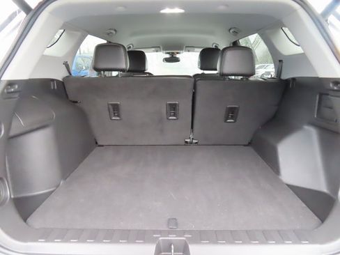 Certified 2023 GMC Terrain SLT image 31