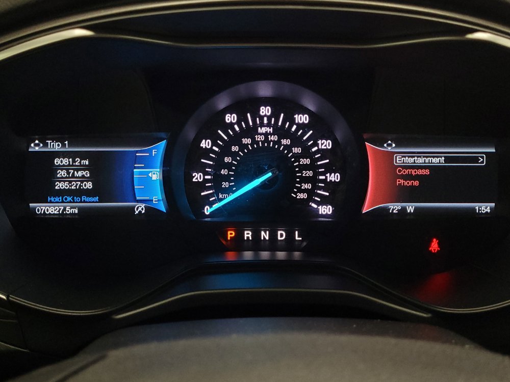Used 2020 Ford Fusion SE FWD image 23