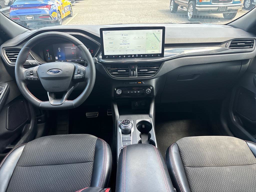 Used 2024 Ford Escape ST-Line w/ Tech Pack #1 FWD image 4