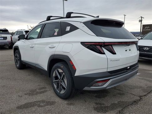 New 2026 Hyundai Tucson SEL image 3