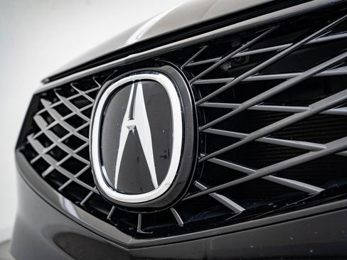 Certified 2025 Acura RDX SH-AWD image 3