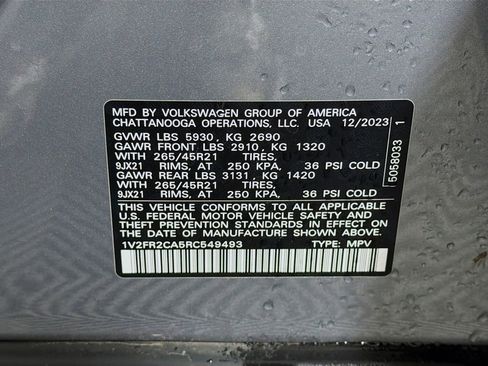 Used 2024 Volkswagen Atlas SEL Premium R-Line AWD/4WD image 38