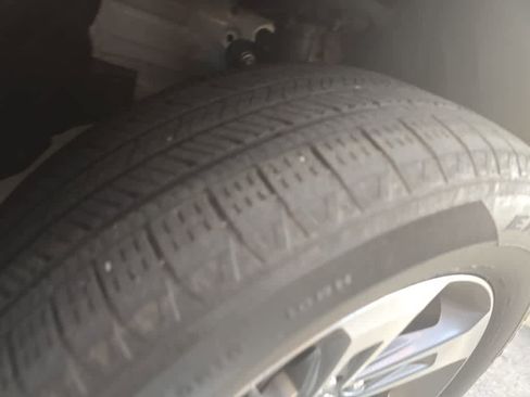 Used 2023 Honda Pilot EX-L image 5