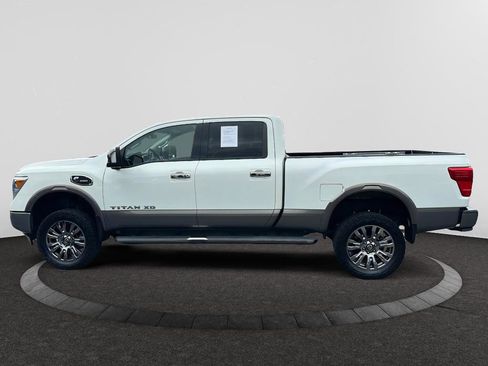 Used 2018 Nissan Titan Platinum Reserve w/ Platinum Utility Package image 2