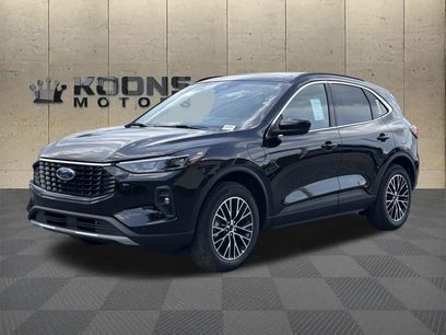 New 2025 Ford Escape SE w/ PHEV Premium Package