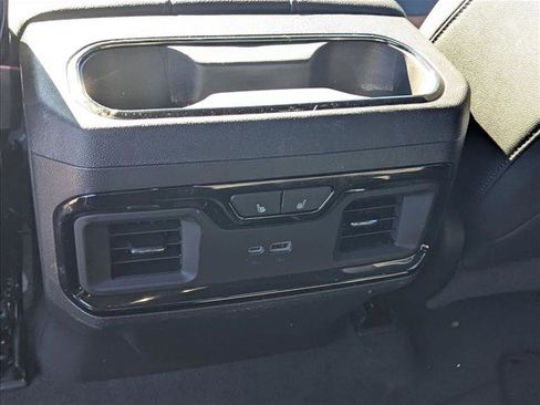 Used 2024 GMC Sierra 1500 AT4 w/ AT4 Premium Package image 17