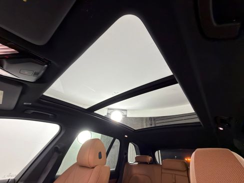 Used 2026 BMW X5 sDrive40i w/ Premium Package RWD image 13