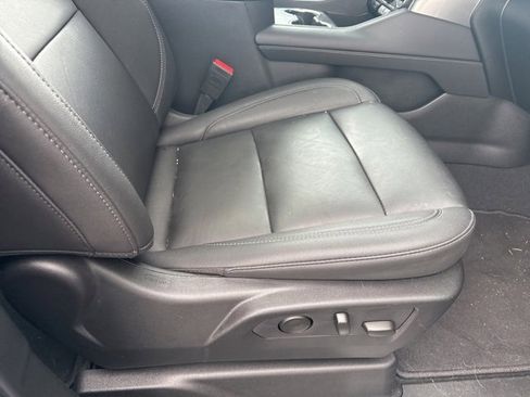 Used 2024 Chevrolet Tahoe LT w/ Luxury Package image 6