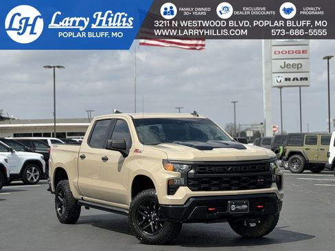 Used 2023 Chevrolet Silverado 1500 Custom Trail Boss image 1