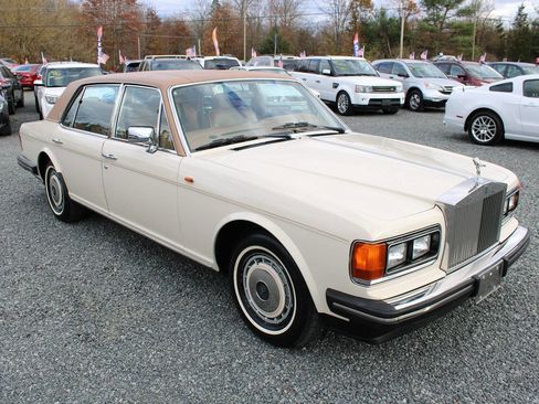 Used 1991 Rolls-Royce Silver Spur II image 7