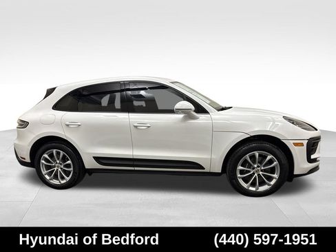 Used 2023 Porsche Macan Turbo AWD/4WD image 4