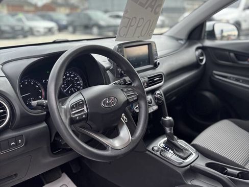 Used 2019 Hyundai Kona SE image 11