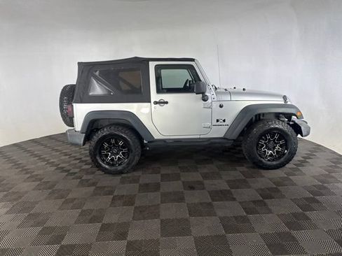 Used 2008 Jeep Wrangler X AWD/4WD image 6