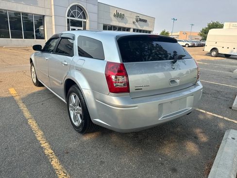 Used 2007 Dodge Magnum SXT w/ Convenience Group III AWD/4WD image 9