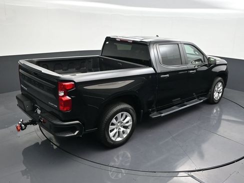 Used 2024 Chevrolet Silverado 1500 Custom image 18