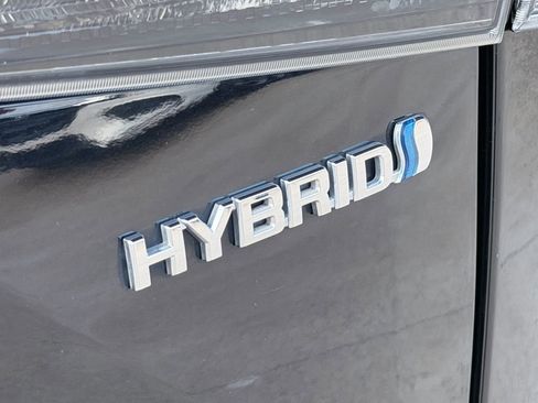 Used 2018 Buick Enclave Essence image 73