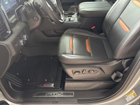 Used 2025 GMC Sierra 1500 AT4 w/ AT4 Premium Package image 7