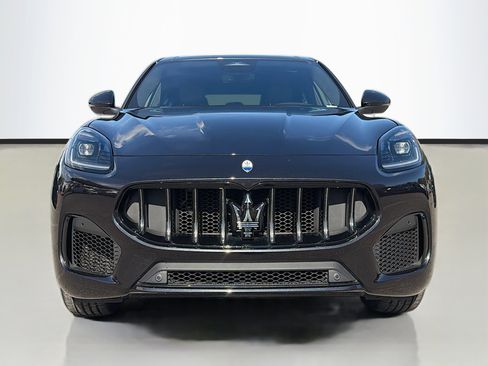 Certified 2024 Maserati Grecale GT image 8