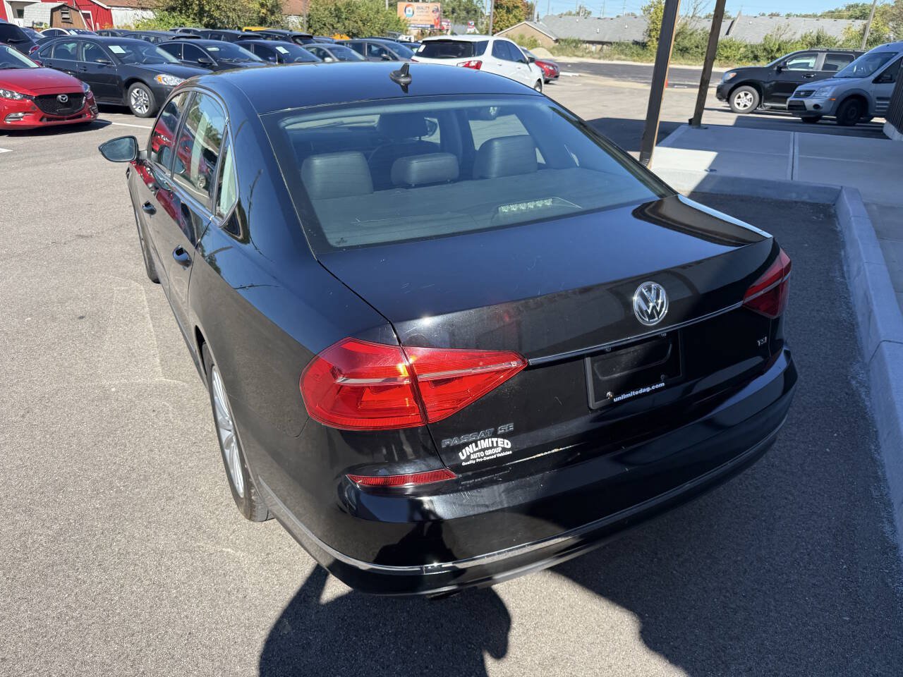 Used 2016 Volkswagen Passat 1.8T SE FWD image 10