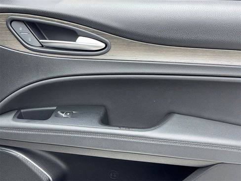 Used 2022 Alfa Romeo Stelvio Ti image 34