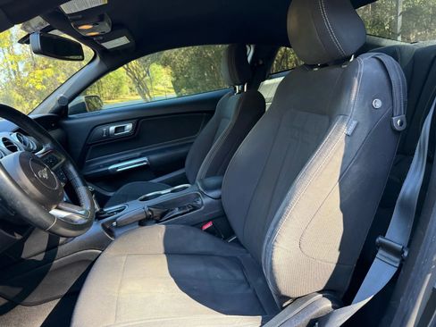 Used 2020 Ford Mustang Coupe image 13