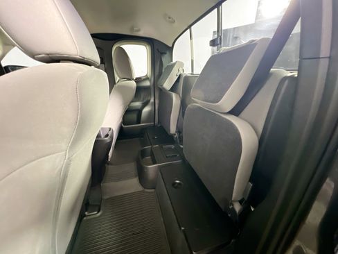 Used 2021 Toyota Tacoma SR5 image 28