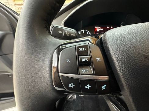 Used 2022 Ford Escape SE w/ Cold Weather Package image 22