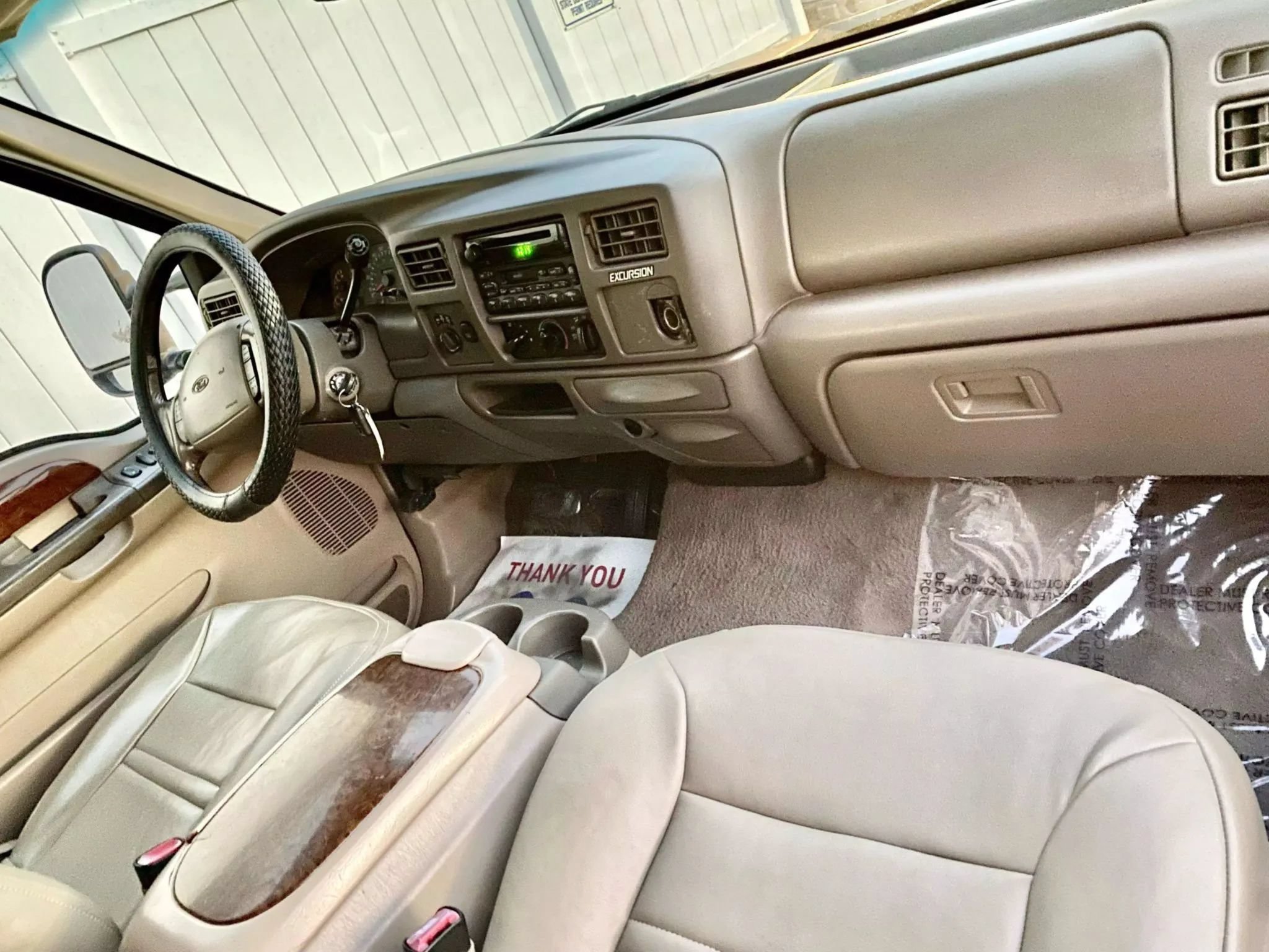 Used 2000 Ford Excursion Limited AWD/4WD image 9