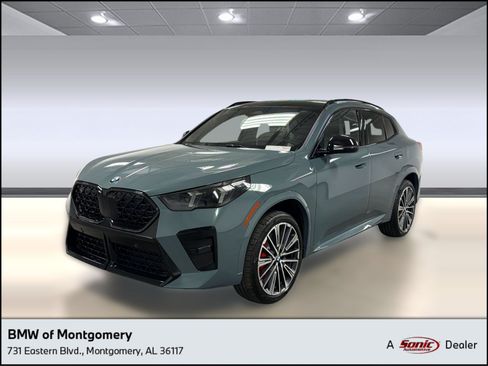 Used 2026 BMW X2 xDrive28i w/ M Sport Package AWD/4WD image 1