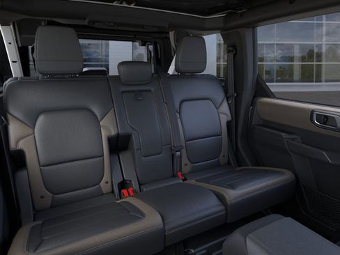 New 2025 Ford Bronco Big Bend w/ Black Diamond Package AWD/4WD image 36