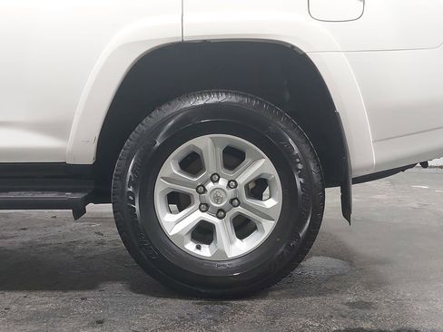 Used 2024 Toyota 4Runner SR5 image 32