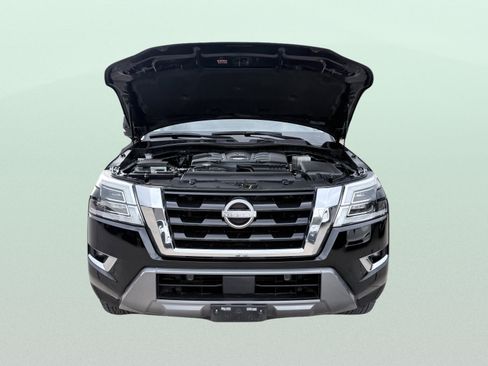 Used 2021 Nissan Armada SV w/ SV Appearance Package image 16