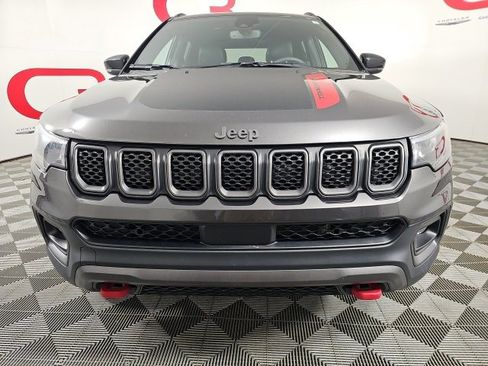 Used 2023 Jeep Compass Trailhawk image 2