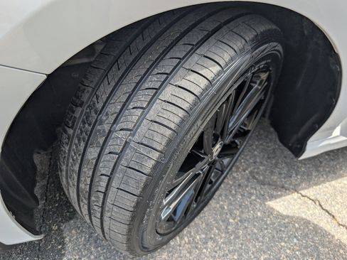 Used 2025 Toyota Camry SE FWD image 21